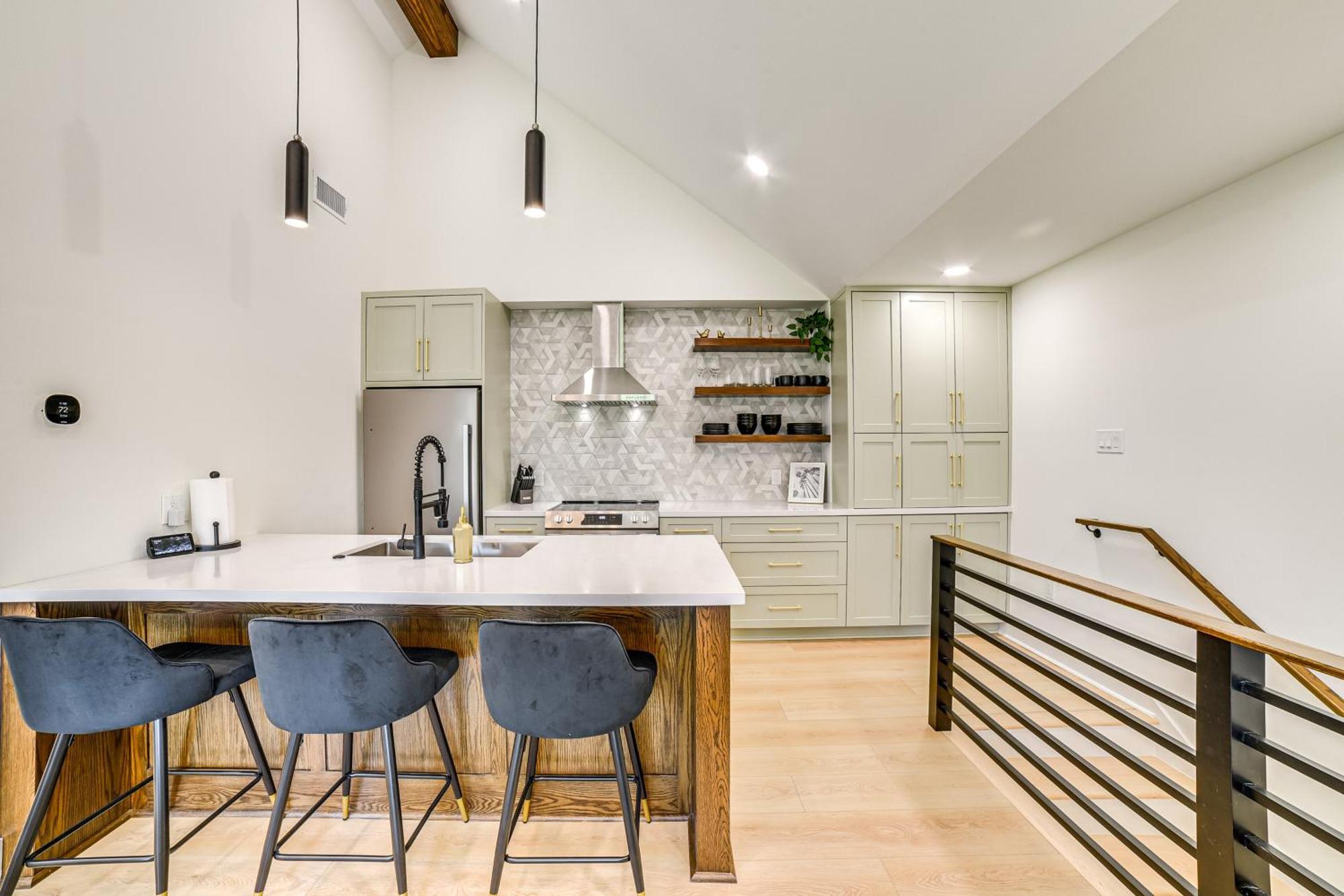 Chic Galveston Studio Walk To Shops And Restaurants Exterior photo